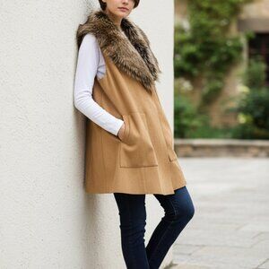 Rosette Faux Suede Tan Vest With Faux Fur Collar & Pockets S